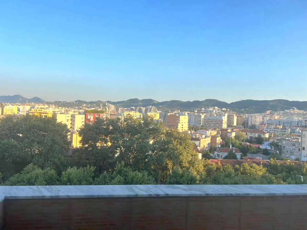 Panoramic Apartment Тирана Экстерьер фото